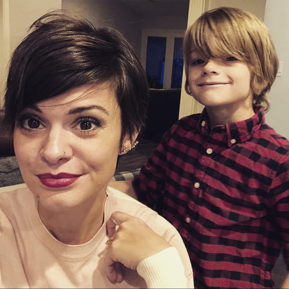 Meet your Posher, Ashley - Picture 4 of 7